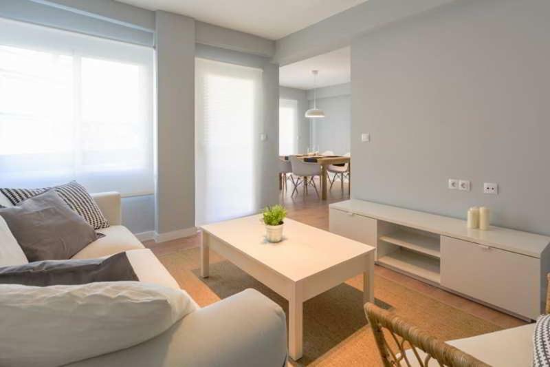 Apartamento Moderno En Pleno Centro De Castellon. Διαμέρισμα Καστεγιόν δε λα Πλάνα Εξωτερικό φωτογραφία